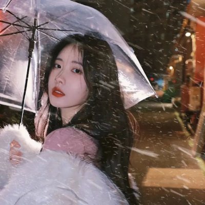 在那河畔青草青